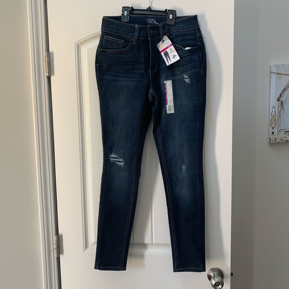 Dark denim skinny jeans